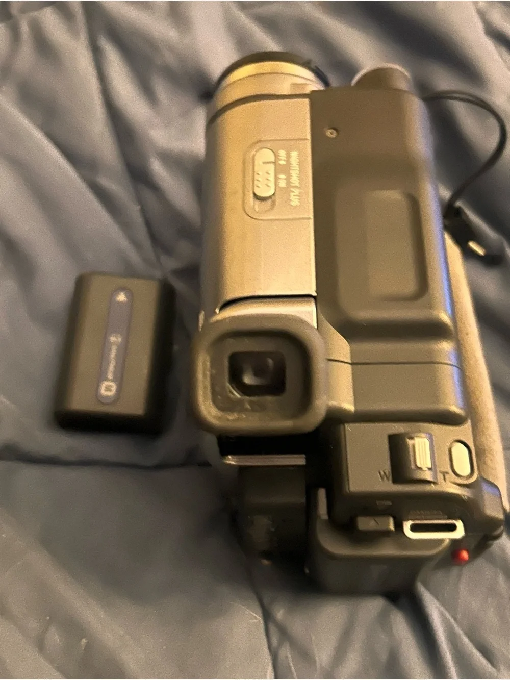 Sony Hi8 Camcorder with Black Hi8/TDK Tapes